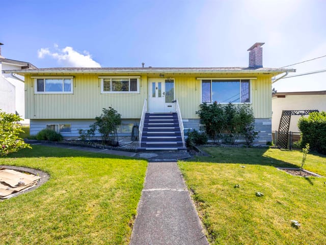 House for sale in Burnaby, Burnaby North, 2336 Kensington Avenue, 263144029 | Realtylink.org