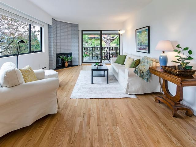 Apartment for sale in North Vancouver, North Vancouver, 303 1610 Chesterfield Avenue, 263144038 | Realtylink.org