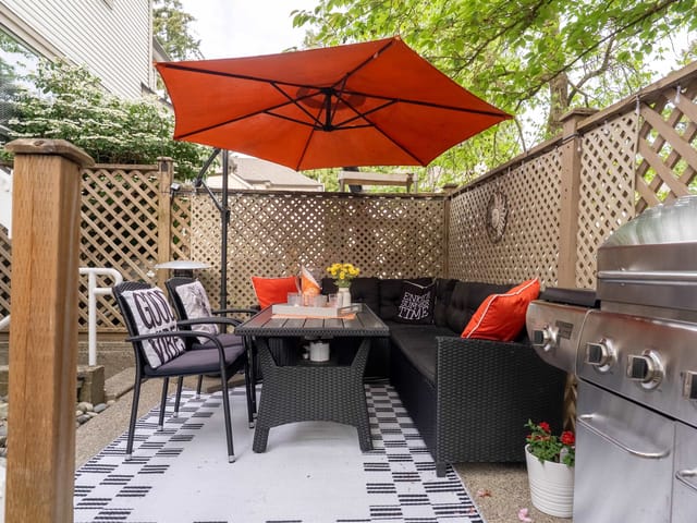 Townhouse for sale in Surrey, Surrey, 13 16318 82 Avenue, 263144054 | Realtylink.org