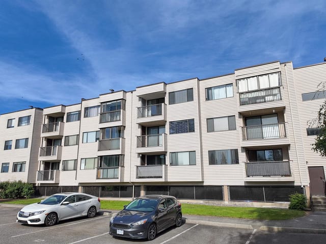 Apartment for sale in Abbotsford, Abbotsford, 106 32733 Broadway East Street, 263144083 | Realtylink.org