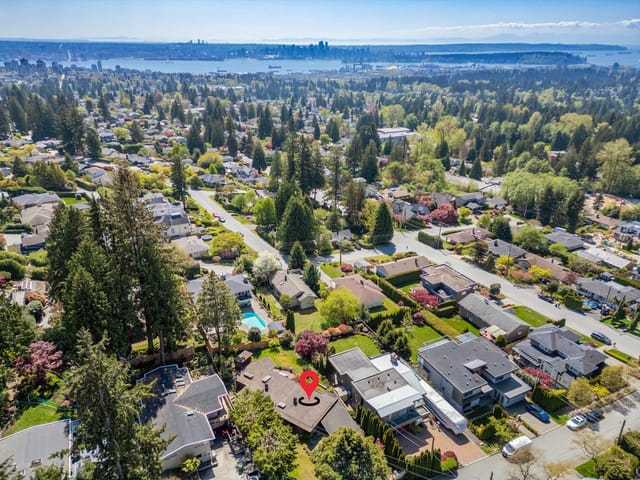 House for sale in North Vancouver, North Vancouver, 241 W Balmoral Road, 263144177 | Realtylink.org