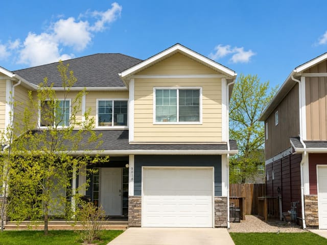 1/2 Duplex for sale in Fort St. John, Fort St. John, 9018 74 Street, 263144274 | Realtylink.org