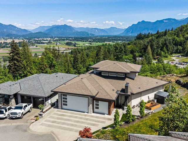 House for sale in Chilliwack, Chilliwack, 112 51075 Falls Court, 263144351 | Realtylink.org
