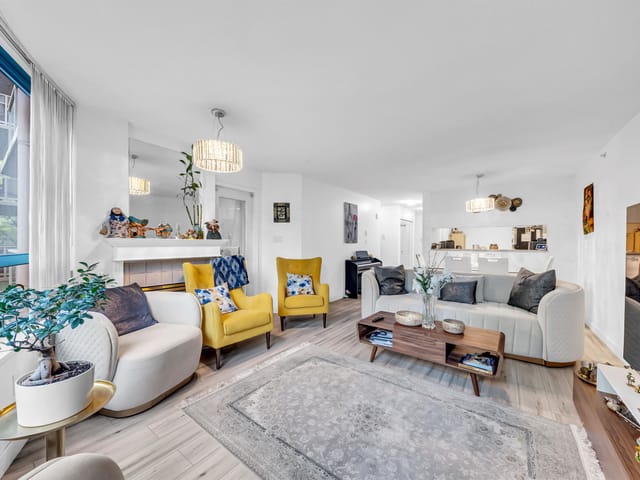 Apartment for sale in Coquitlam, Coquitlam, 208 1196 Pipeline Road, 263144359 | Realtylink.org
