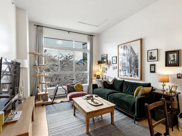 Apartment for sale in Coquitlam, Coquitlam, 403 2957 Glen Drive, 263144360 | Realtylink.org