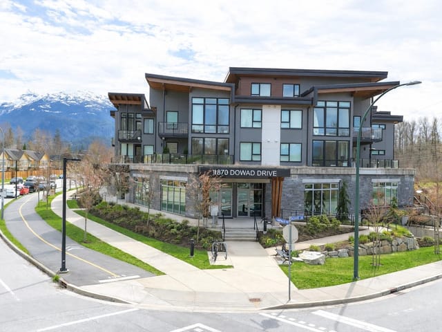 Apartment for sale in Squamish, Squamish, 213 1870 Dowad Drive, 263144382 | Realtylink.org