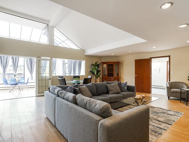 Apartment for rent in West Vancouver, Vancouver East, 6379 Bruce Street, 263144582 | Realtylink.org