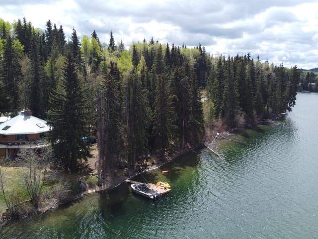 House for sale in Bridge Lake, 100 Mile House, 8398 Bridge Lake Road, 263144588 | Realtylink.org