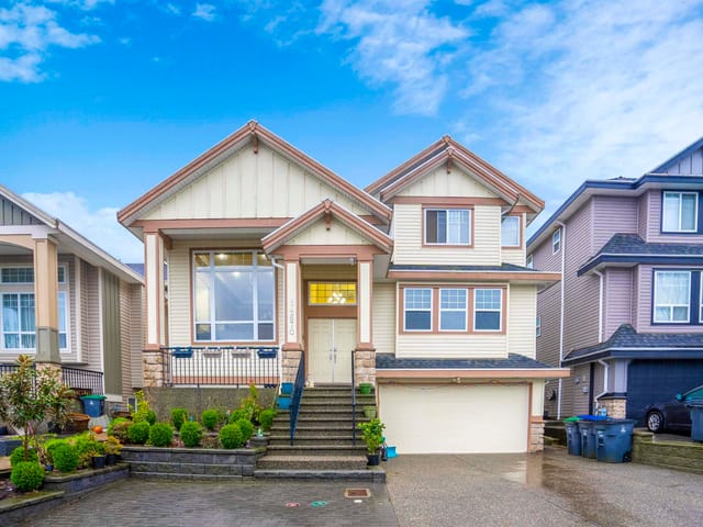 House for sale in Surrey, Surrey, 14670 76a Avenue, 263144705 | Realtylink.org