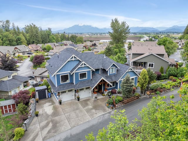 House for sale in Chilliwack, Chilliwack, 10 7854 Brookwood Place, 263144713 | Realtylink.org