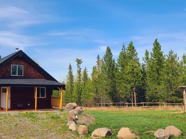 House for sale in 100 Mile House, 100 Mile House, 7058 93 Mile Loop Road, 263144733 | Realtylink.org