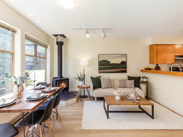 Apartment for sale in Whistler, Whistler, 301 3050 Hillcrest Drive, 263144861 | Realtylink.org