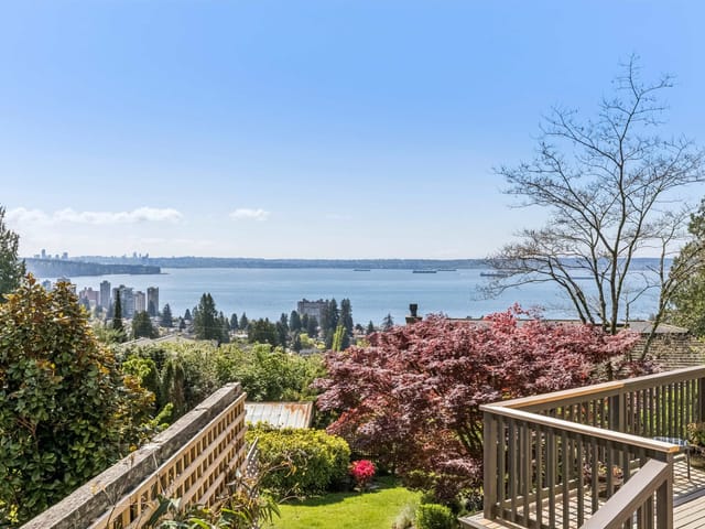 House for sale in West Vancouver, West Vancouver, 2440 Queens Avenue, 263144907 | Realtylink.org