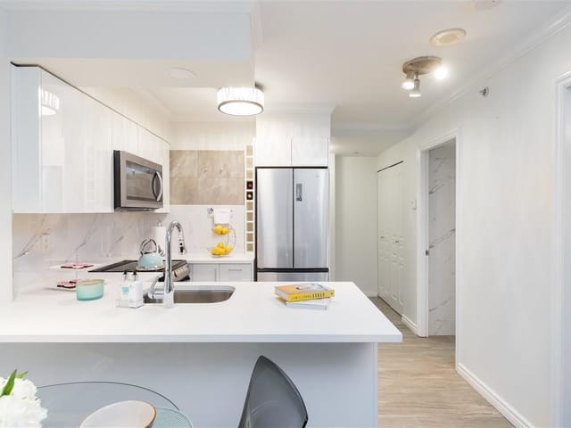 Apartment for sale in Vancouver, Vancouver West, 301 1189 Howe Street, 263144984 | Realtylink.org