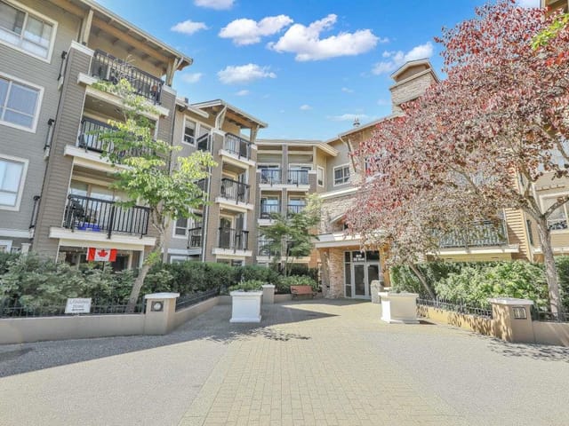 Apartment for sale in Langley, Langley, 402 8915 202 Street, 263145064 | Realtylink.org