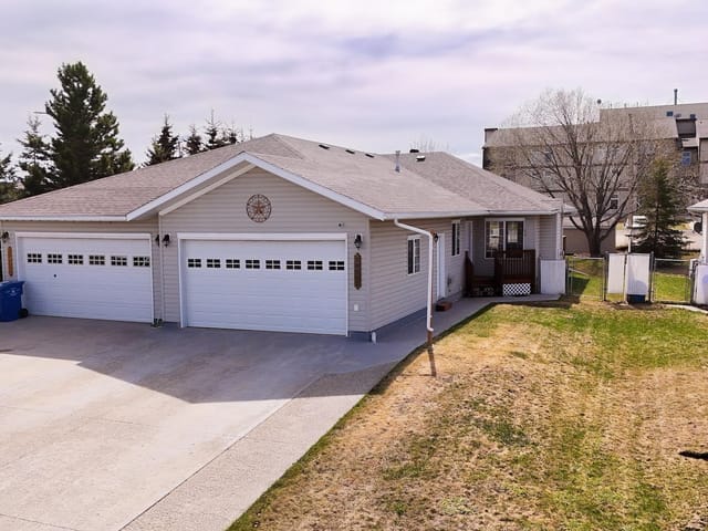1/2 Duplex for sale in Fort St. John, Fort St. John, A 10007 111 Avenue, 263145121 | Realtylink.org