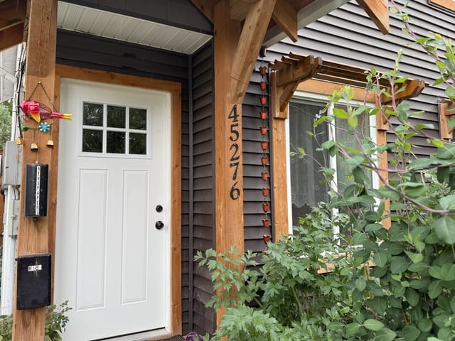 House for sale in Chilliwack, Chilliwack, 45276 Creekside Drive, 263145131 | Realtylink.org