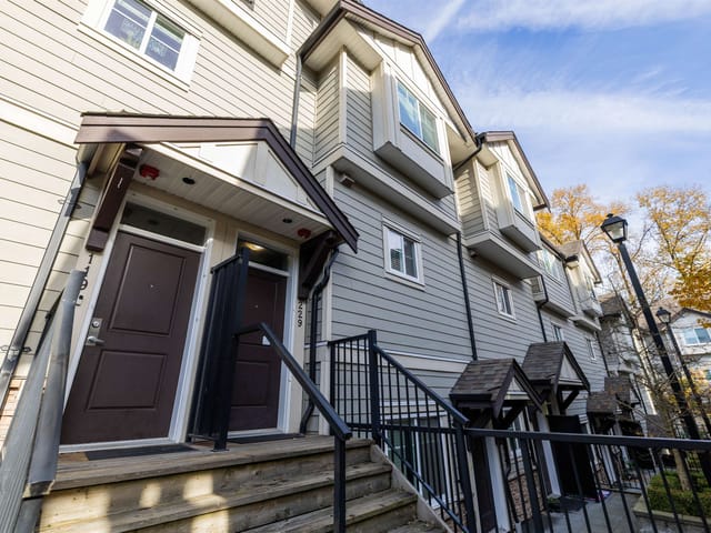 Townhouse for sale in Burnaby, Burnaby North, 229 3888 Norfolk Street, 263145150 | Realtylink.org