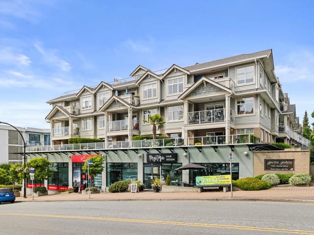 Apartment for sale in White Rock, South Surrey White Rock, 212 15621 Marine Drive, 263145151 | Realtylink.org