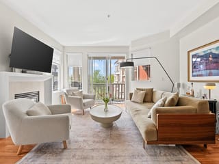 Apartment for sale in Surrey, South Surrey White Rock, 314 15368 16a Avenue, 263145264 | Realtylink.org