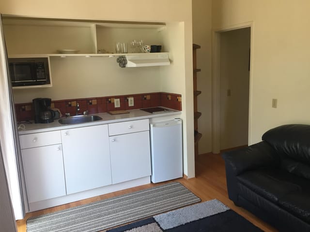 House for rent in Vancouver, Vancouver West, 4195 Doncaster Way, 263145283 | Realtylink.org