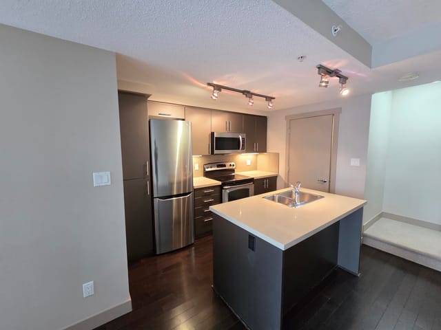 Townhouse for sale in Burnaby, Burnaby North, 108 9009 Cornerstone Mews, 263145389 | Realtylink.org