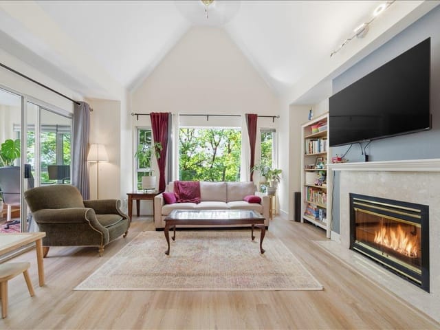Apartment for sale in North Vancouver, North Vancouver, 309 1550 Fell Avenue, 263145403 | Realtylink.org