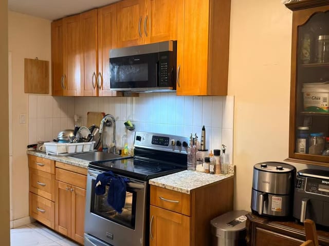 House for rent in Burnaby, Burnaby North, 4722 Ridgelawn Drive, 263145456 | Realtylink.org