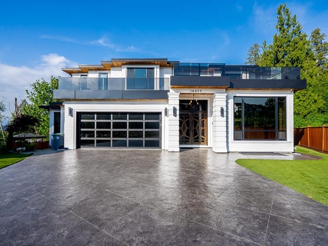 House for sale in Surrey, South Surrey White Rock, 16577 29a Avenue, 263145504 | Realtylink.org