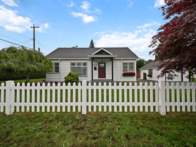 House for sale in Chilliwack, Chilliwack, 46005 Riverside Drive, 263145536 | Realtylink.org