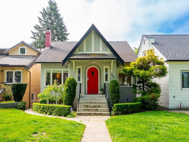 House for sale in Vancouver, Vancouver West, 242 W 21st Avenue, 263145557 | Realtylink.org