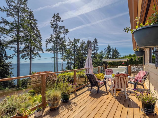 House for sale in Sechelt, Sunshine Coast, 7065 Dale Road, 263145575 | Realtylink.org
