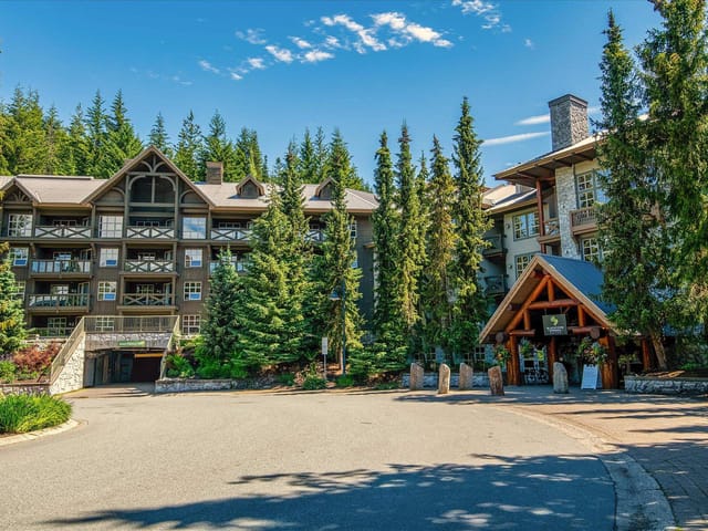 Apartment for sale in Whistler, Whistler, 413 4899 Painted Cliff Road, 263145669 | Realtylink.org