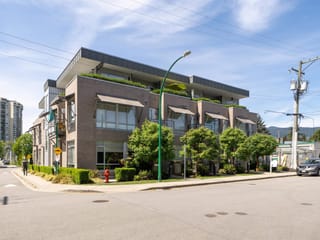 Apartment for sale in North Vancouver, North Vancouver, 104 1591 Bowser Avenue, 263145681 | Realtylink.org