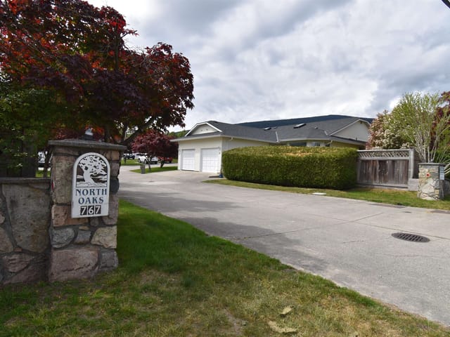 Townhouse for sale in Gibsons, Sunshine Coast, 23 767 North Road, 263145746 | Realtylink.org