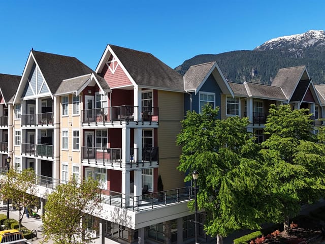 Apartment for sale in Squamish, Squamish, 207 1336 Main Street, 263145750 | Realtylink.org