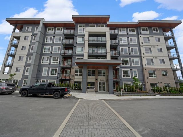 Apartment for sale in Abbotsford, Abbotsford, 313 30490 Cardinal Avenue, 263145753 | Realtylink.org