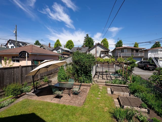 House for sale in Vancouver, Vancouver East, 2867 E Georgia Street, 263145787 | Realtylink.org