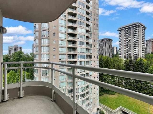 Apartment for sale in Burnaby, Burnaby North, 1108 9623 Manchester Drive, 263145790 | Realtylink.org