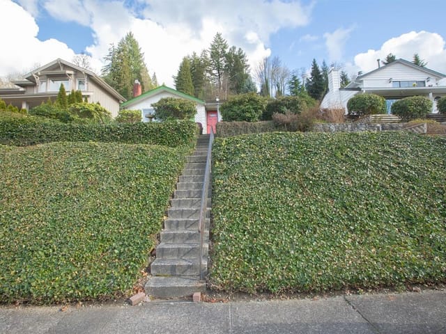 House for sale in Burnaby, Burnaby North, 7352 Barnet Road, 263145880 | Realtylink.org