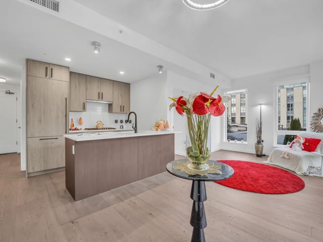 Apartment for sale in Vancouver, Vancouver West, 305 6859 Cambie Street, 263145991 | Realtylink.org