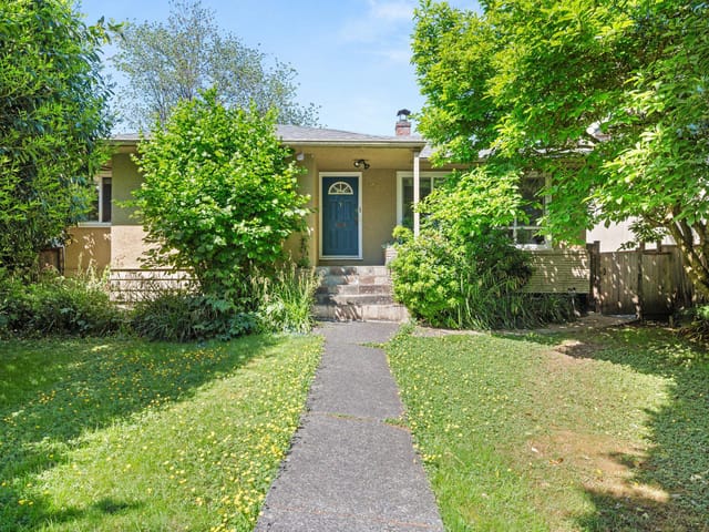 House for sale in Vancouver, Vancouver West, 2323 W 23rd Avenue, 263146001 | Realtylink.org