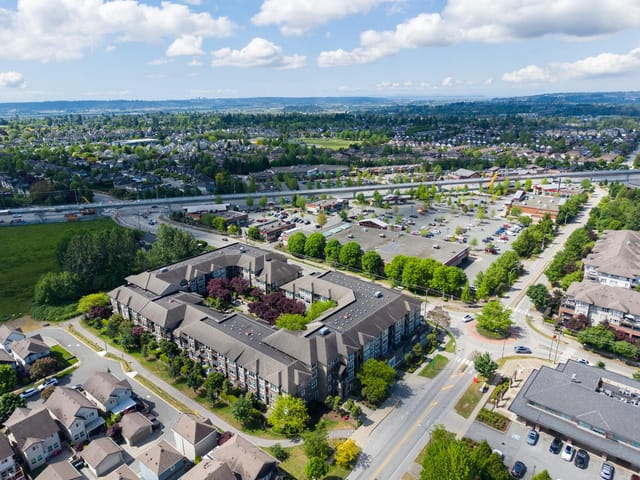 Apartment for sale in Surrey, Cloverdale, 331 18818 68 Avenue, 263146039 | Realtylink.org