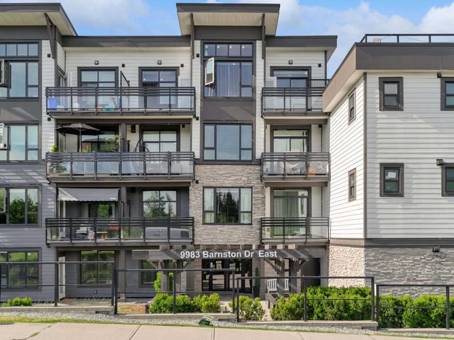 Apartment for sale in Surrey, North Surrey, 214 9983 E Barnston Drive, 263146109 | Realtylink.org