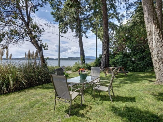 House for sale in Halfmoon Bay, Sunshine Coast, 8622 Espl Merry Island, 263146111 | Realtylink.org