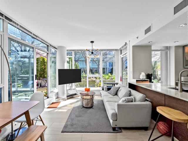 Apartment for sale in Richmond, Richmond, 501 7371 Westminster Highway, 263146152 | Realtylink.org