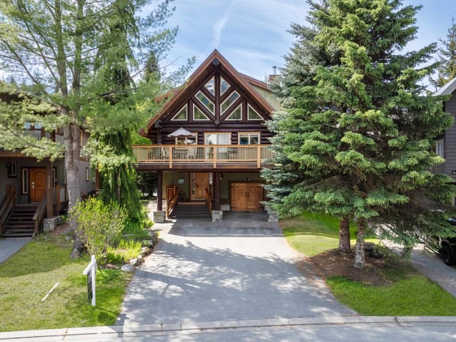 House for sale in Whistler, Whistler, 7270 Spruce Grove Circle, 263146182 | Realtylink.org