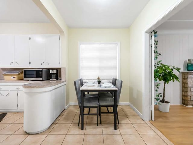 House for rent in Vancouver, Vancouver East, Upstair 2075 E 44 Th Ave, 263146189 | Realtylink.org