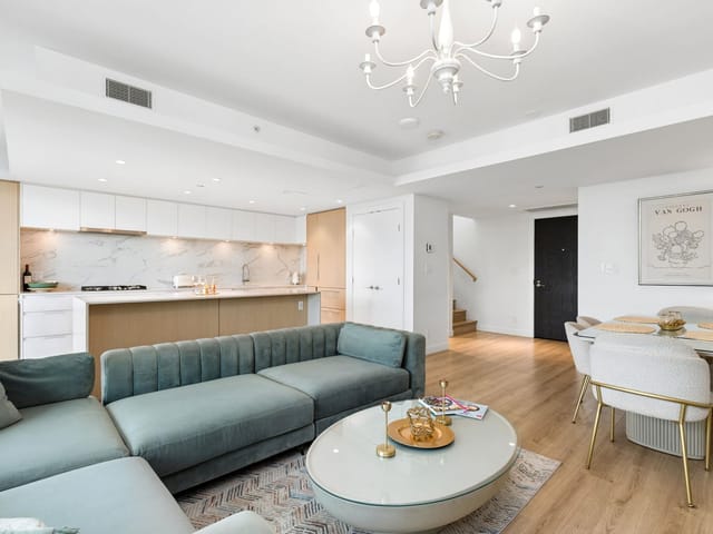 Townhouse for sale in North Vancouver, North Vancouver, 611 1500 Fern Street, 263146262 | Realtylink.org