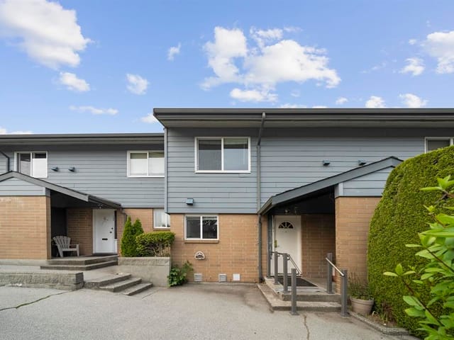 Townhouse for sale in Surrey, North Surrey, 102 10744 Guildford Drive, 263146323 | Realtylink.org